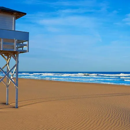 Bright 2 Bed With Pool Playa de Gandia