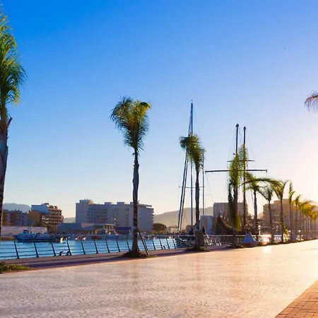 Apartment Bright 2 Bed With Pool Playa de Gandia